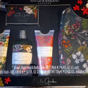 *Body Wash and Lotion Gift Set